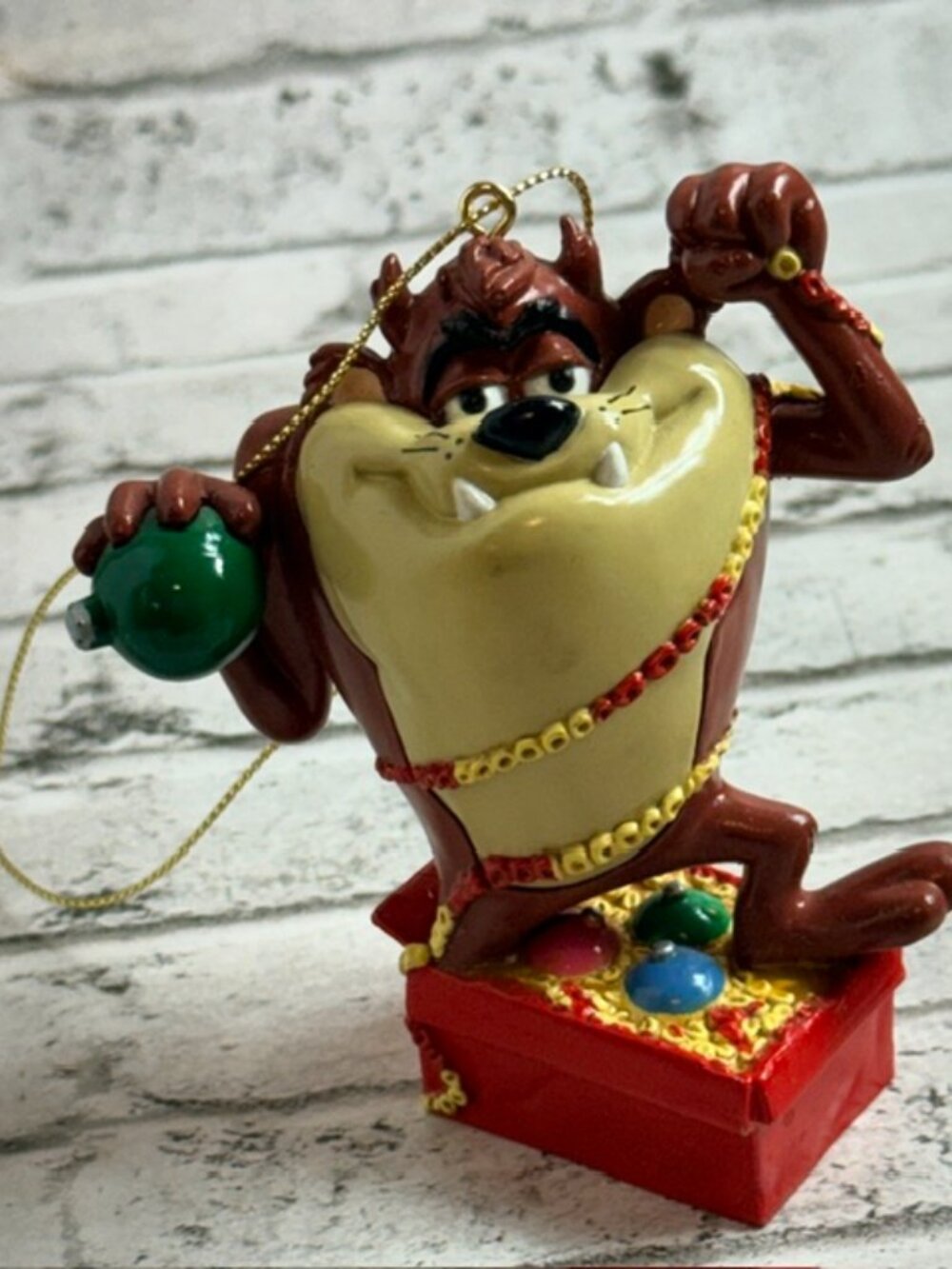 Taz 1989 Danbury Mint Bugs Bunny Friends Christmas Ornament Looney Tasmanian